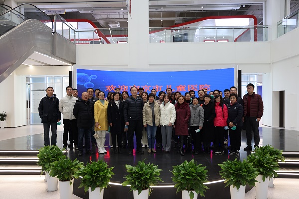 参观医用耗材国际博览馆-1.jpg 参观医用耗材国际博览馆-1.jpg